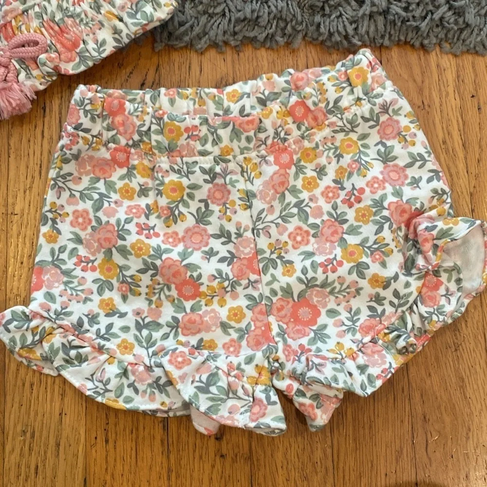 Nicole Miller Sport Baby Girl Floral Two Piece Hoodie and Shorts Size 12 Months
